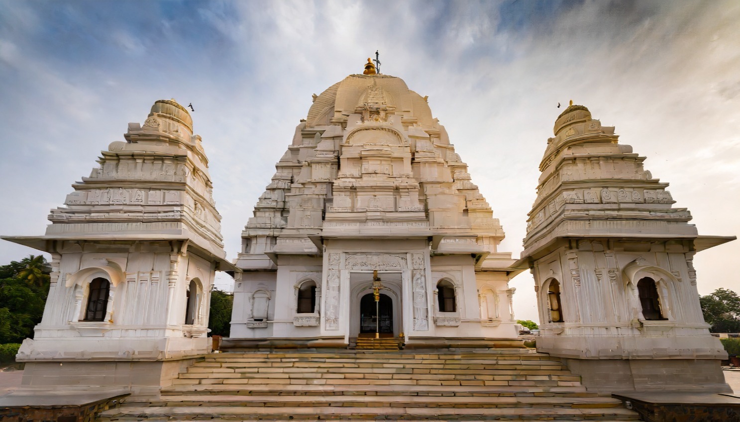 Temple photograph from The Temple Construction India current website, gallery 08